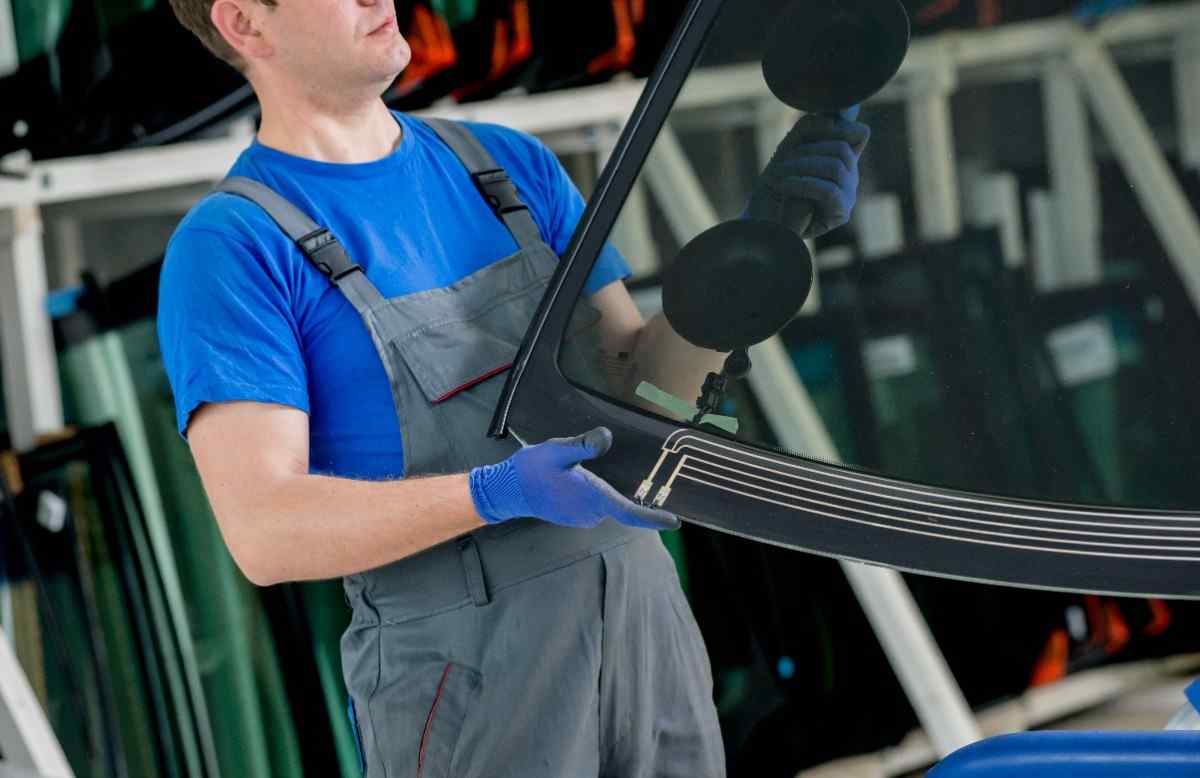 Advanced Technology in Auto Glass Repair